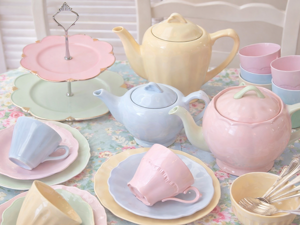 Why Pastel Colors Make Everything Look More Aesthetic – And How to Style With Them