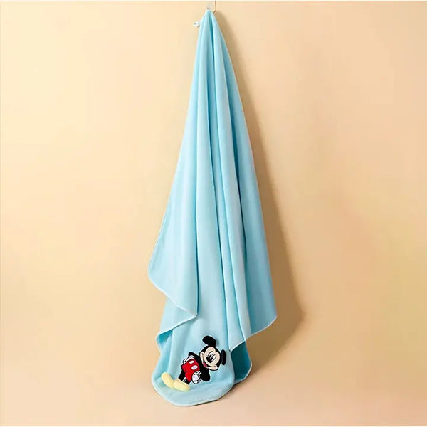 Adorable Mickey & Minnie Mouse Towel
