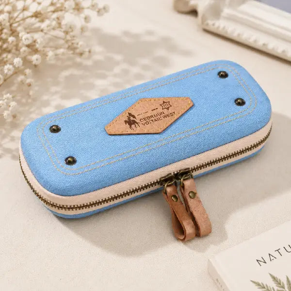 Western Vintage Retro Pouch Durable & Trendy