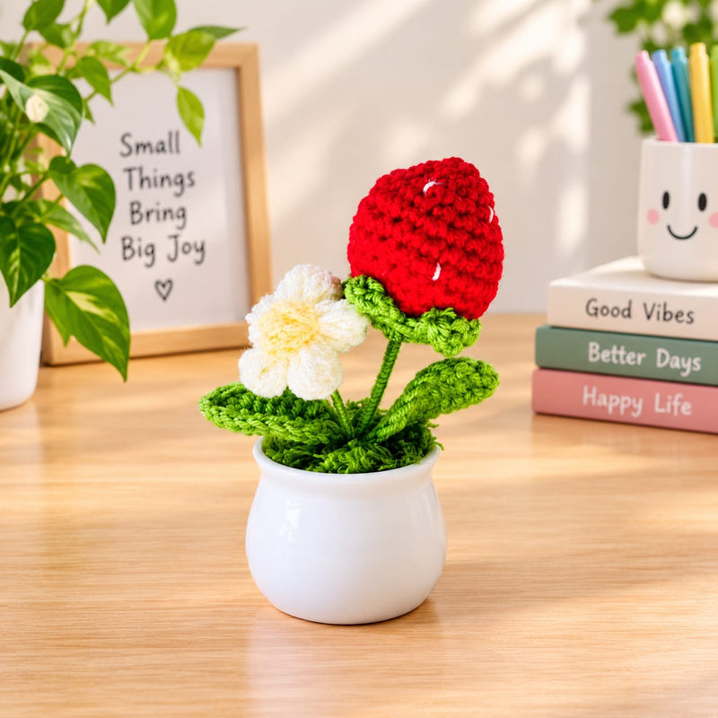 Crochet Flower Pot - Strawberry, white-and-yellow flower