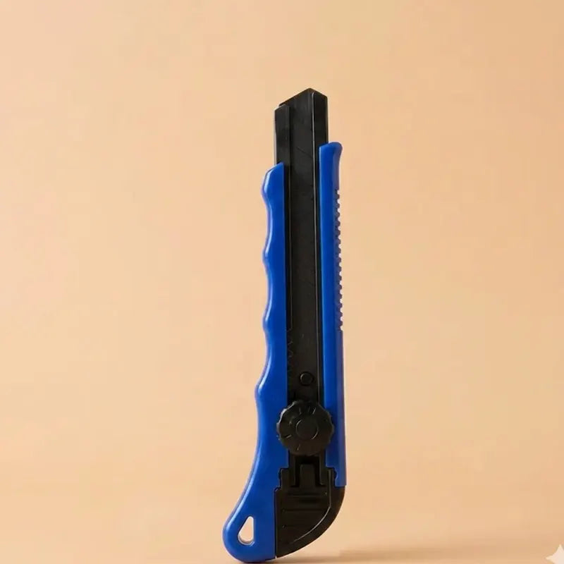 18mm Heavy Duty Utility Knife 3 blades in one