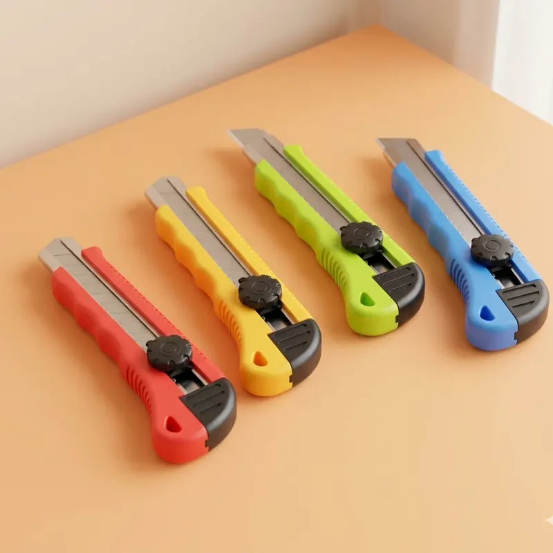 18mm Heavy Duty Utility Knife 3 blades in one