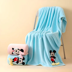 Adorable Mickey & Minnie Mouse Towel